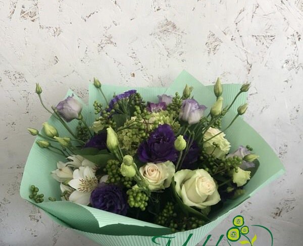 Bouquet of Green Hydrangea, Purple Eustoma, and Rose photo